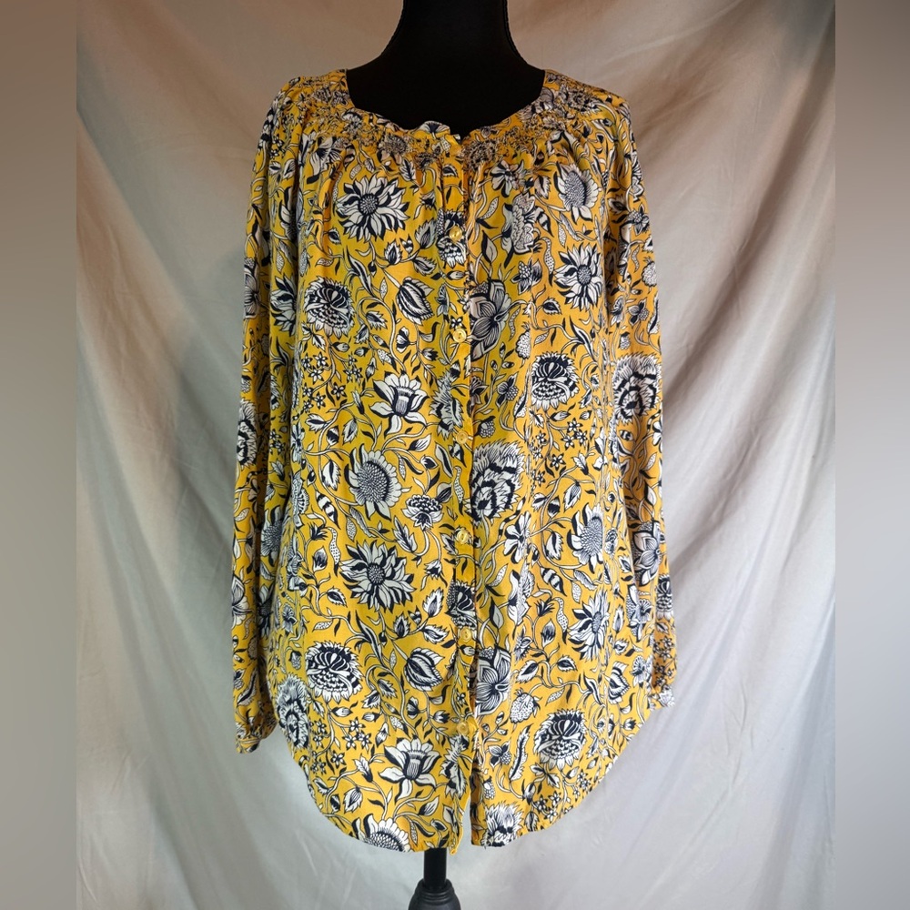 Lucky Brand Yellow Floral V-Neck‎ Blouse 🌼💛
